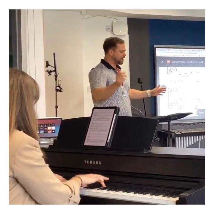 652252500_922293026836847_1134792571898167950_n