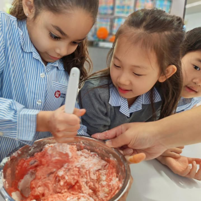 642314069_910351568030993_2503106555540952831_n