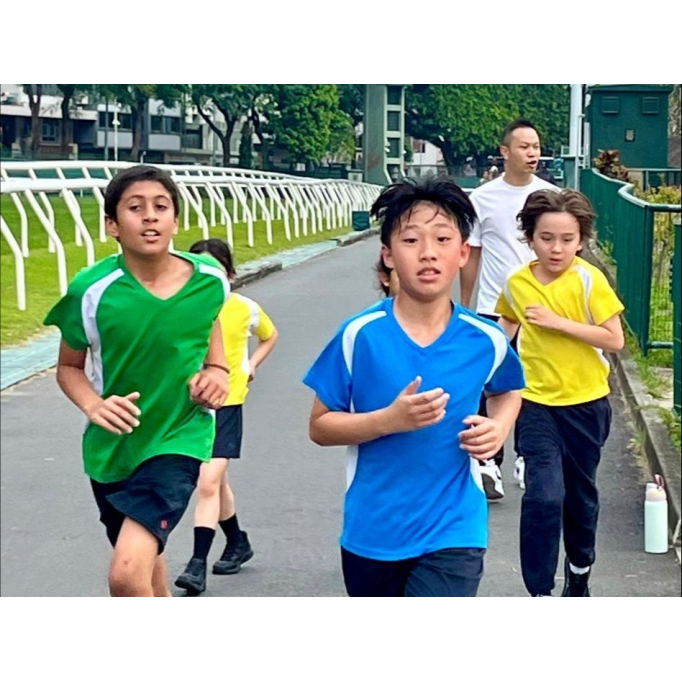 651749494_923158713416945_7434460143674789391_n