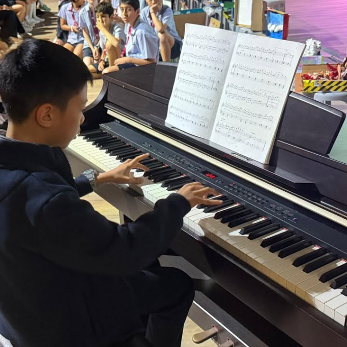 642344849_909590841440399_104565486208984352_n